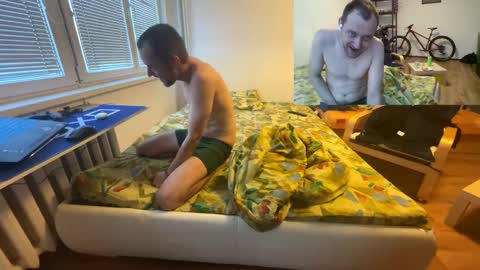 ricciardio online show from September 22, 4:58 am