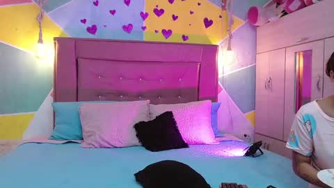 rich and kitty  online show from March 7, 2:46 am