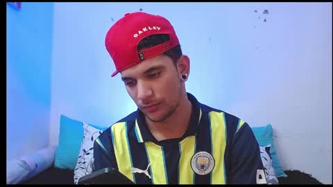 rich and kitty  online show from April 16, 3:40 am