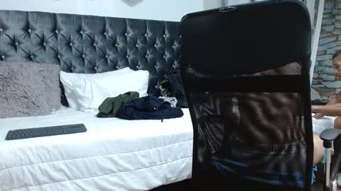 Snapshot of richar_voller chatting on March 11, 3:02 pm richar_voller online show from March 11, 3:02 pm