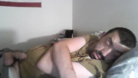 Snapshot of richard_hot27_ chatting on April 11, 9:13 am Richard online show from April 11, 9:13 am