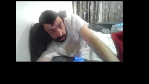 Snapshot of richard_hot27_ chatting on May 11, 8:42 am Richard online show from May 11, 8:42 am