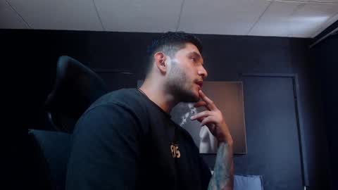 Ricardo online show from November 29, 4:21 pm