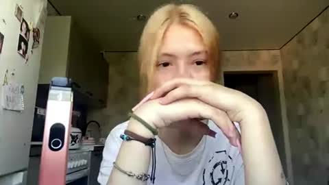jenny online show from June 26, 2:10 pm