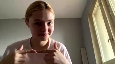 jenny online show from July 16, 2:23 pm