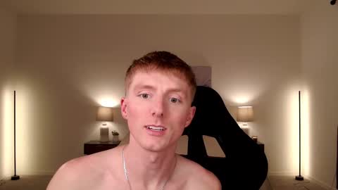 Snapshot of richiewest chatting on September 30, 1:21 am Richie online show from September 30, 1:21 am