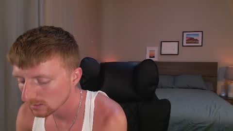 Snapshot of richiewest chatting on June 20, 1:30 am Richie online show from June 20, 1:30 am