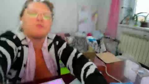 Snapshot of richlucky555 chatting on October 22, 1:11 pm Anna - not anna - right Anna online show from October 22, 1:11 pm