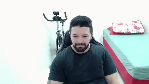 Snapshot of richrolland chatting on February 21, 4:07 am Rickseduction online show from February 21, 4:07 am