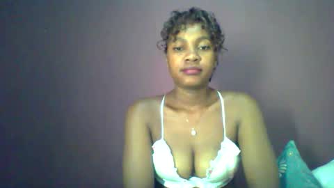 ricie001 online show from May 5, 12:24 pm