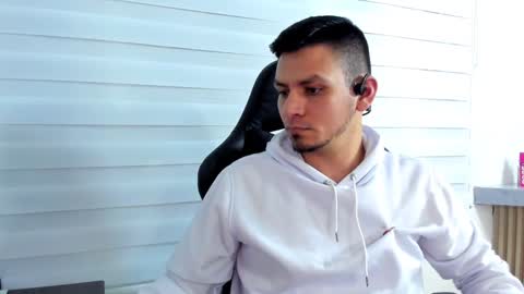  Rick Diesel  online show from February 3, 9:30 am