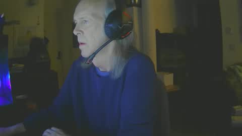 rickl56 online show from December 15, 1:21 am