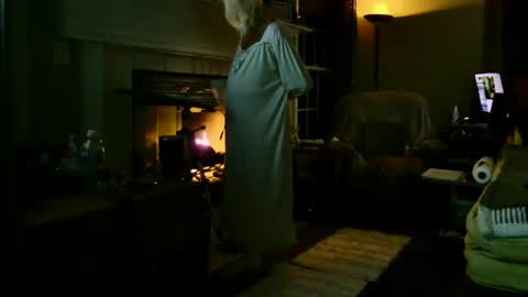 PINK HOLE TWINK online show from October 24, 3:03 am