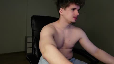 RICKY BECKO online show from March 19, 2:04 am