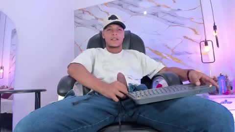 Ricky  online show from October 31, 1:56 pm