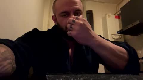 Snapshot of rickymiami1 chatting on October 29, 10:00 pm rickymiami1 online show from October 29, 10:00 pm