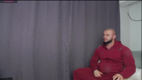 Snapshot of rickymiami1 chatting on November 1, 5:37 pm rickymiami1 online show from November 1, 5:37 pm