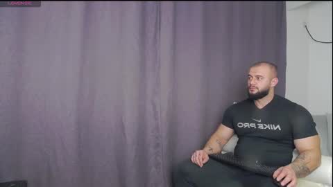 rickymiami1 online show from November 24, 6:29 pm