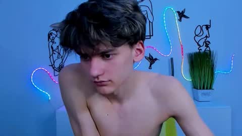 Rico online show from March 3, 8:04 pm