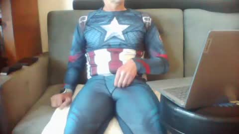 Snapshot of ridemehigh1 chatting on October 28, 9:28 pm ridemehigh1 online show from October 28, 9:28 pm