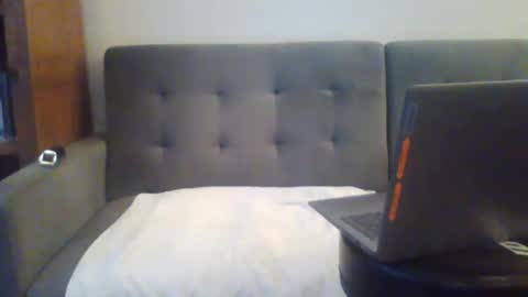 Snapshot of ridemehigh1 chatting on March 27, 1:22 am ridemehigh1 online show from March 27, 1:22 am