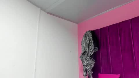 Rihanna hotx online show from September 30, 4:06 am