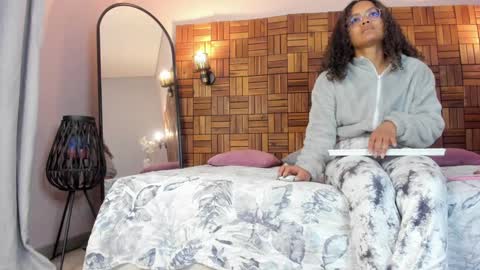 Sara online show from January 23, 10:01 am