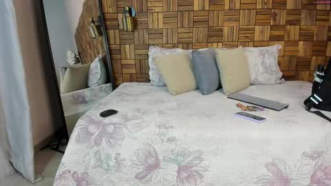 Sara online show from September 14, 11:20 am