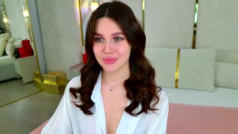 Rihanna online show from December 21, 5:20 pm