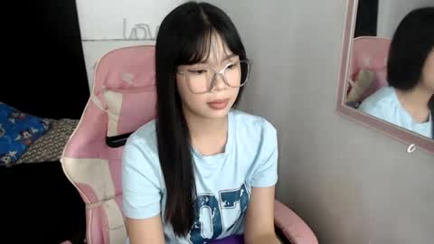 Snapshot of rika_sogorg1 chatting on May 13, 1:41 pm hannah online show from May 13, 1:41 pm