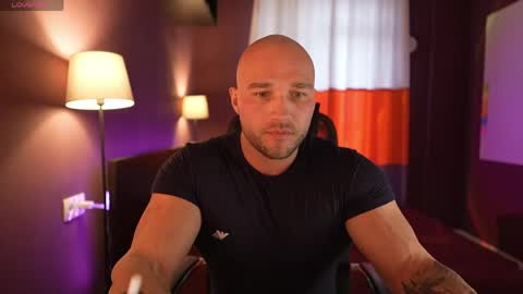 rikadler online show from April 14, 12:22 pm