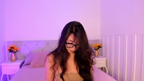 Riley online show from June 16, 8:11 pm
