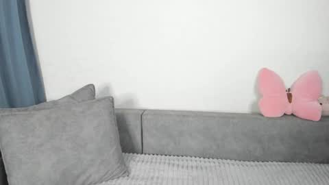 rileymee online show from January 9, 4:30 am