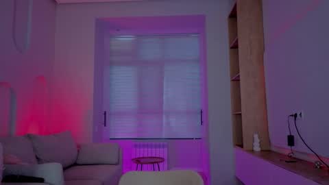 rileymee online show from September 19, 12:17 pm