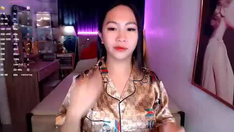 Riley online show from January 17, 12:31 pm