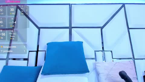 Riley online show from January 28, 3:04 pm