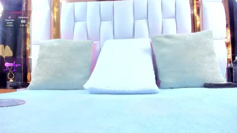 Riley online show from November 29, 11:57 am