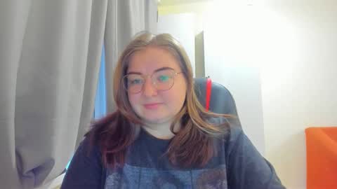 rina16 online show from November 14, 9:19 am