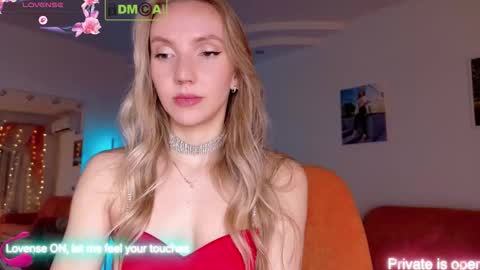 Rina Asty online show from November 17, 6:57 pm