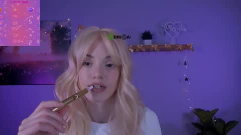 Rina online show from December 19, 8:05 pm