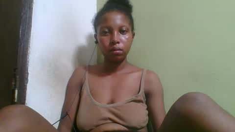 rinah654271 online show from February 27, 6:52 pm