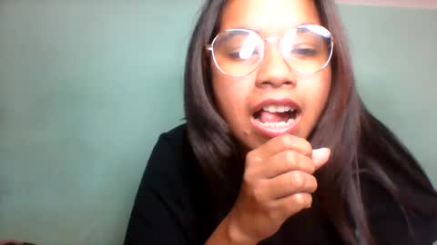 Snapshot of rinah856024 chatting on July 4, 6:58 pm rinah856024 online show from July 4, 6:58 pm