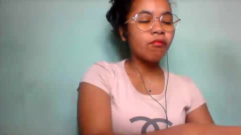 Snapshot of rinah856024 chatting on July 28, 7:39 pm rinah856024 online show from July 28, 7:39 pm