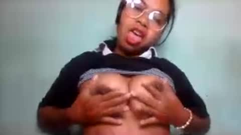 Snapshot of rinah856024 chatting on July 31, 4:39 pm rinah856024 online show from July 31, 4:39 pm