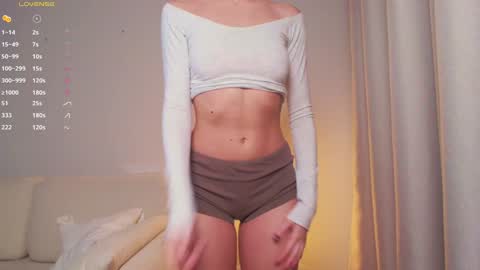 Rina online show from December 14, 5:40 am