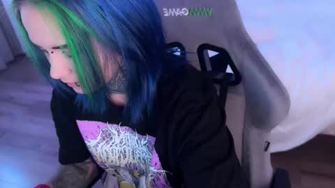 Snapshot of ripper_66 chatting on October 8, 1:42 pm   DianaBrite            fansl y online show from October 8, 1:42 pm
