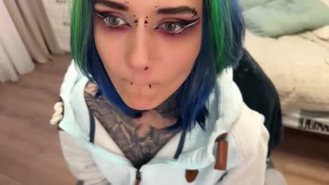 Snapshot of ripper_66 chatting on October 24, 2:13 pm   DianaBrite            fansl y online show from October 24, 2:13 pm