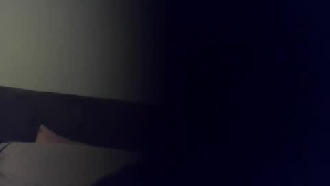 riseofthephoenix1313 online show from April 7, 3:51 am