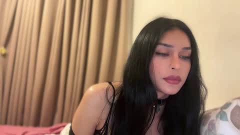 Snapshot of risingqueen chatting on June 3, 2:33 pm risingqueen online show from June 3, 2:33 pm