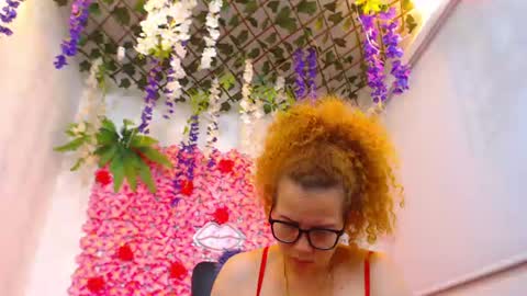 Risitos De Oro online show from July 1, 9:55 am